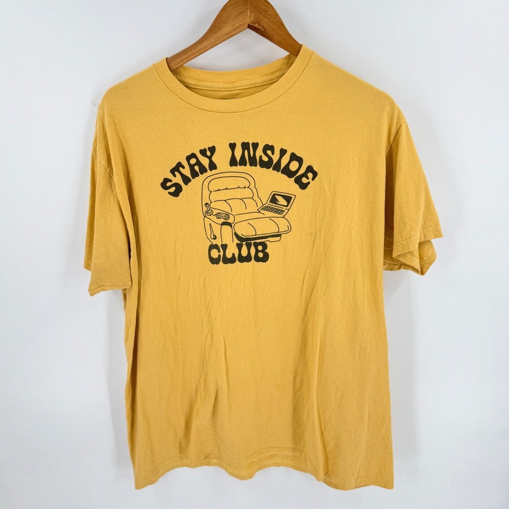 Melmarc‎ T-Shirt Yellow XL Stay Inside Club Introvert Gamer Graphic Tee
